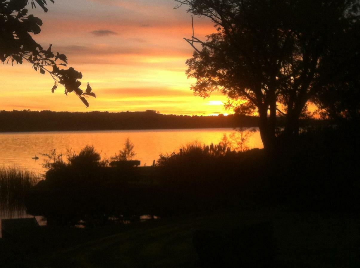 Lough Derg House & The Lake Cafe Nenagh Exterior foto